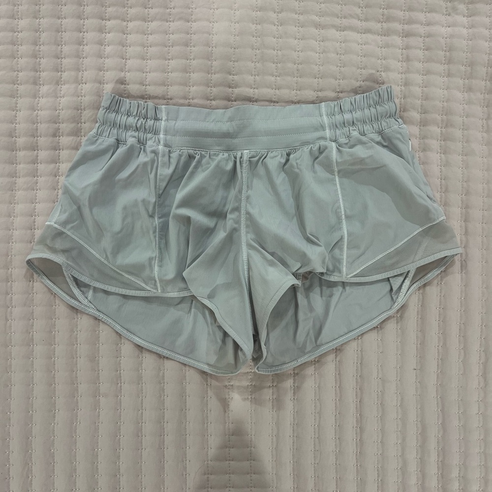 Lululemon Hotty Hot Low Rise Short 2.5 inch inseam
